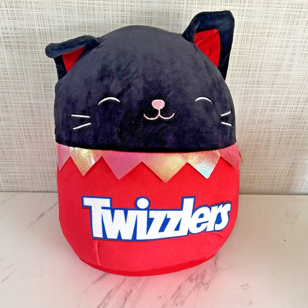 Twizzlers Squishmallow Celebrate With Hershey Halloween AUTUMN 13" Cat Black